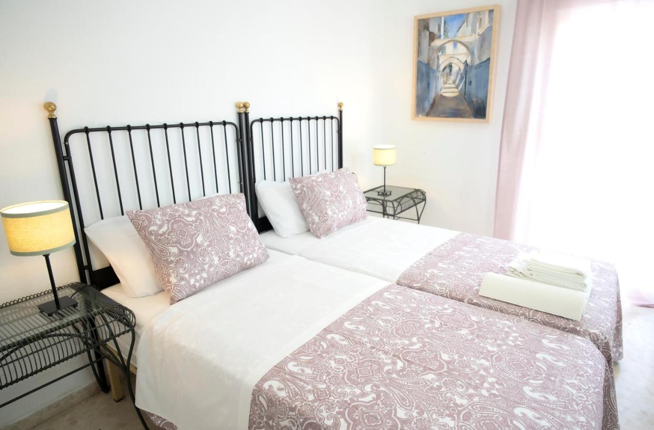 Hostal Trafalgar Barbate Exterior foto