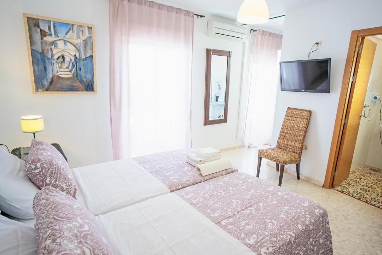 Hostal Trafalgar Barbate Exterior foto