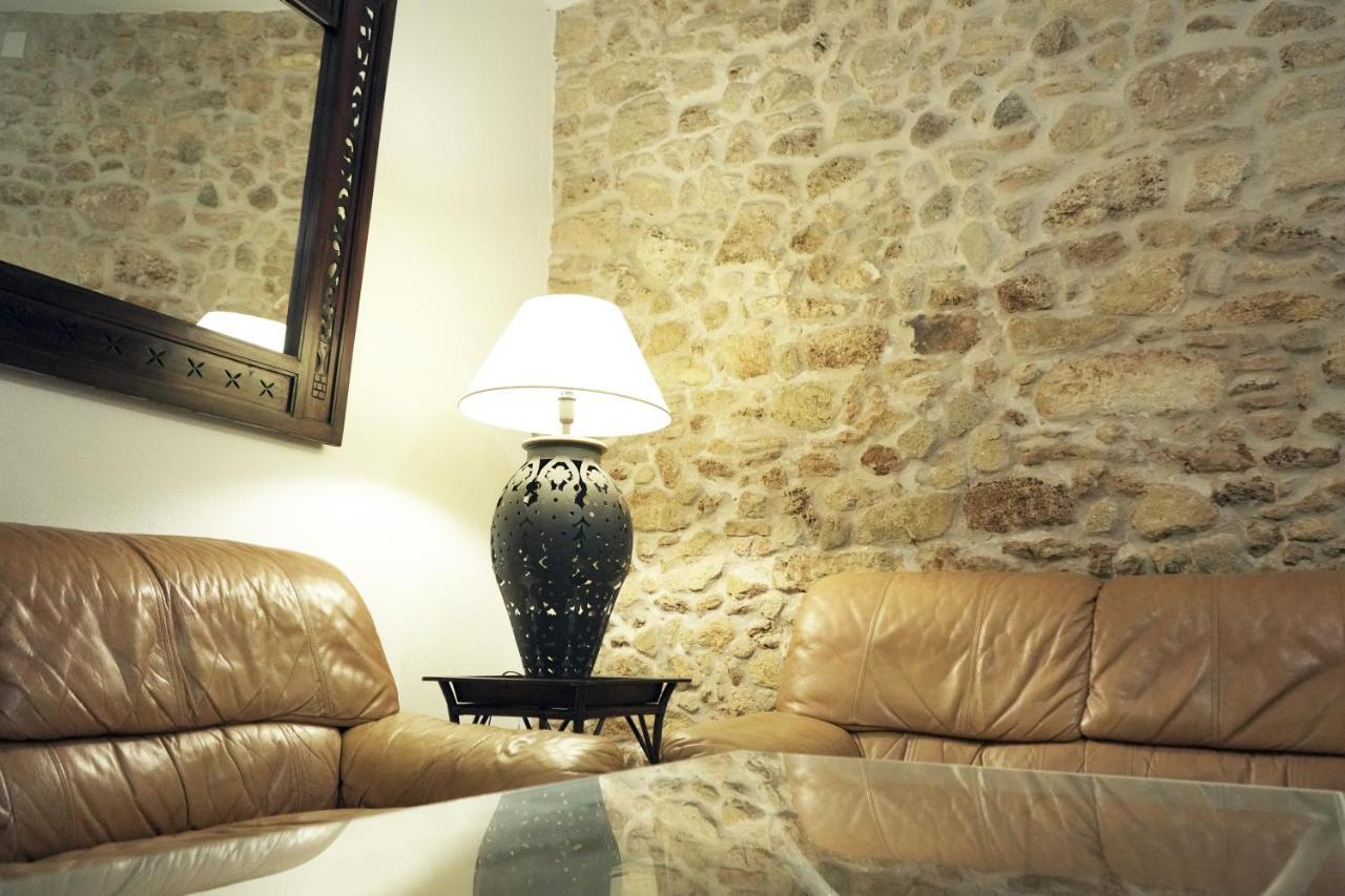 Hostal Trafalgar Barbate Exterior foto